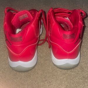 red jordan 11